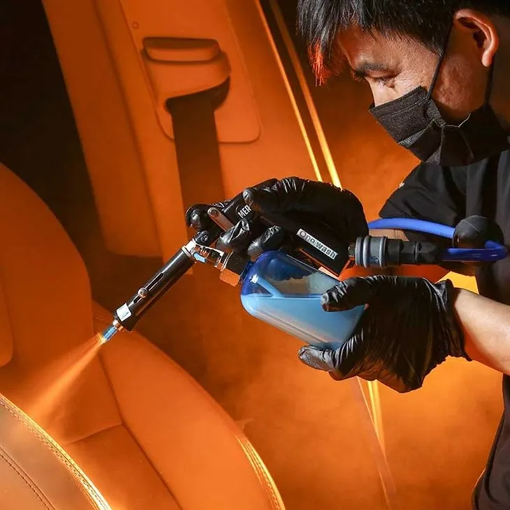 Pistolet pulvérisateur de cire pour voiture